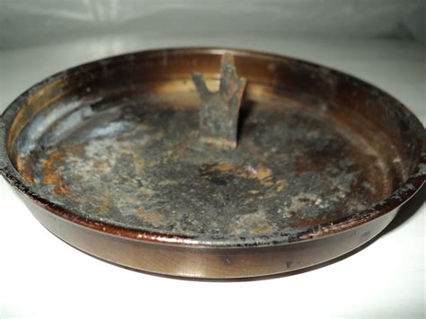 Pembasmi nyamuk elektrik portbale ini menggunakan lampu uv dengan spesifikasi khusus membuatnya aman digunakan di sekitar bayi, orang tua, dan ibu hamil sekalipun. KOLEKSI PAK MAT TAHIR BARANGAN OLD SKOOL: Tin Nyalaan Ubat ...