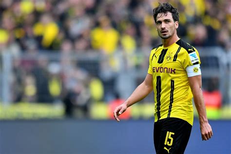 Mats hummels 2018 19 goodbye bayern world class defensive skills. Like it or not, Mats Hummels is now officially a Bayern ...