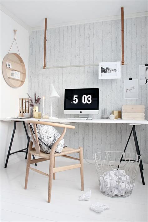 Check spelling or type a new query. This entry is part of 11 in the series Stylish ...