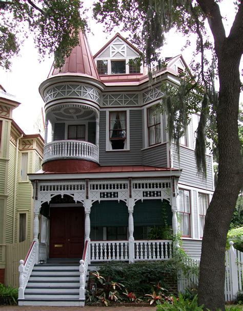 Victorian House In Savannah Ga