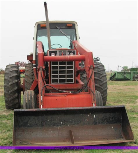 1977 International 1486 Tractor With Loader In Marion Ks Item 3321