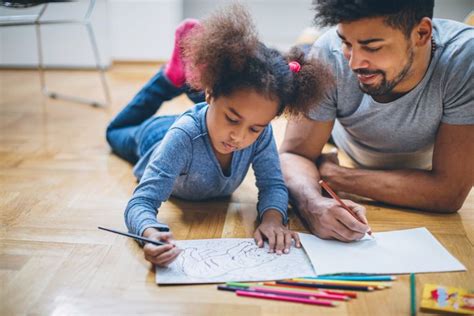Experts Tips To Foster Creative Thinking In Your Kids