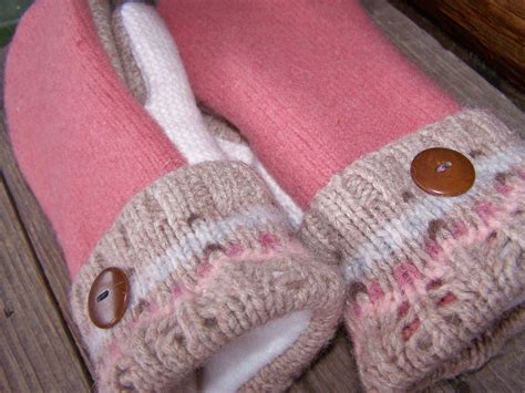 Pattern Tutorial How To Make Felted Wool Mittens From Old Sweaters For