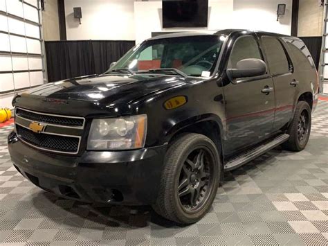 Get 2010 chevrolet tahoe values, consumer reviews used 2010 chevrolet tahoe standard features. 2010 Chevrolet Tahoe LS - Trucks & Auto Auctions