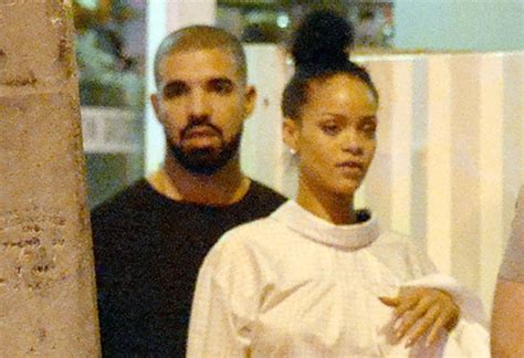 Rihanna And Drake Shows Some PDA In Miami Nightclub Urban Islandz