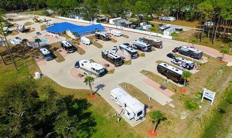 8 Best Panama City Beach Campgrounds For Your Florida Vacation