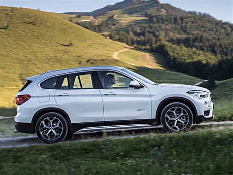 Гонка с большим land rover range rover sport и компактным bmw x1. Neuwagenkonfigurator BMW X1 und Preisliste 2017