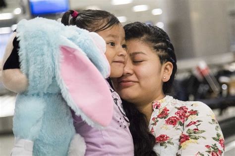 Mom Daughter Separated At Border Reunited At Houston Airport