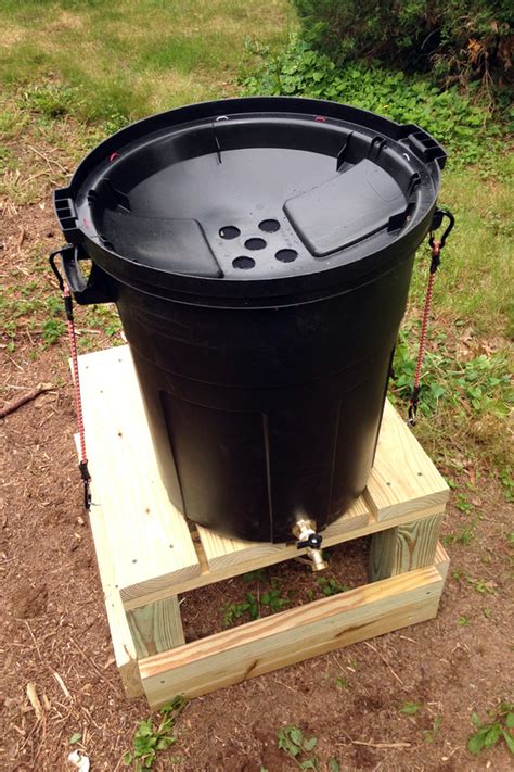 How to install a rain barrel: How to Make a DIY Rain Barrel | The Easiest Way to Save ...