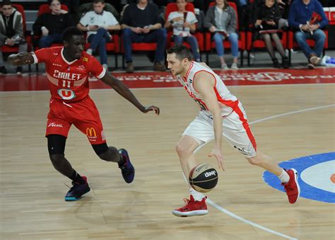 Ain Basket Elite La Jl Bourg Joue Aux Montagnes Russes Contre Cholet