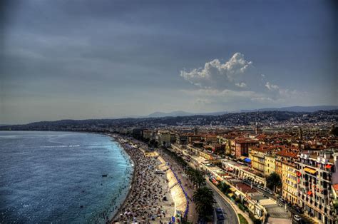 Free Walking Tour Of Nice France Riviera Bar Crawl And Tours Top Tours