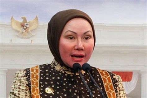 Ratu Atut Saya Masih Gubernur Banten Republika Online