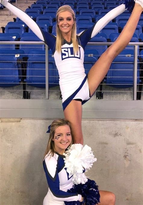 Senior Cheerleader Dallas Cheerleaders College Cheerleading