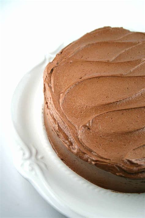 Perfect Vanilla Cake With The Best Chocolate Frosting Ever Mom Loves Baking