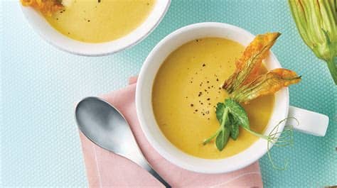 En este caso traigo una receta de crema de calabaza con nata para cocinar. 25 Recetas con flor de calabaza realmente deliciosas