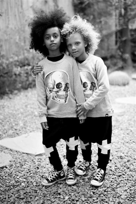 selin maʁi klodɛt djɔ̃, quebec french: Unisex-Mode für Kinder | Céline Dion lanciert Fashion ...