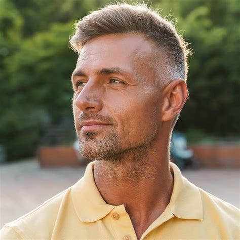 35 Of The Best Hairstyles For Middle Aged Men Hairstylecamp