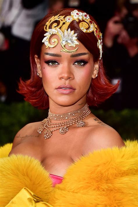 Rihannas Most Iconic Hair Looks In 2020 Rihanna Hairstyles Met Gala