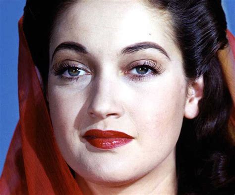 famous 1940s hollywood faces and their make up vintage hairstyles mother of the bride hairdos
