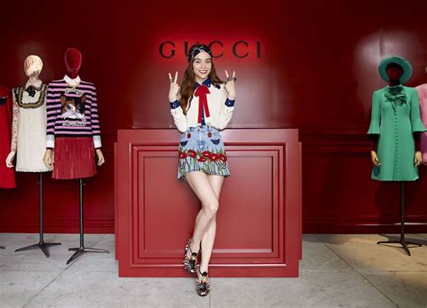Hồ ngọc hà quyến rũ với gucci. Hồ Ngọc Hà đại diện cho Gucci lung linh tại Đài Bắc ...