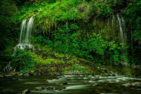 6000x4000 Greenery Waterfall Earth Wallpaper Coolwallpapersme