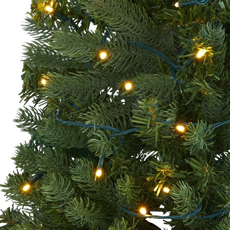 30 Wall Mounted Christmas Tree With Lights Decoomo