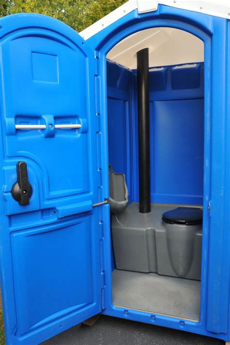 Dark Blue Rotomolded Portable Toilet China Top Rotomolding