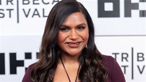 mindy kaling sends temperatures soaring in daring outfit with thigh high slit hello