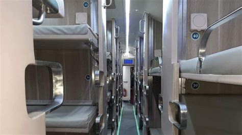 रेल यात्री अब कर सकेंगे एसी कोच का सस्‍ता सफर पटना से खुलने वाली इन 12 ट्रेनों में मिलेगी