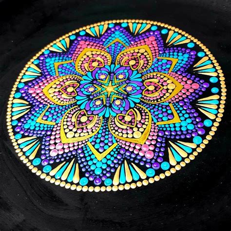 Pin By Nel Lemmenes On Mandala Mandala Drawing Dot Painting Mandala