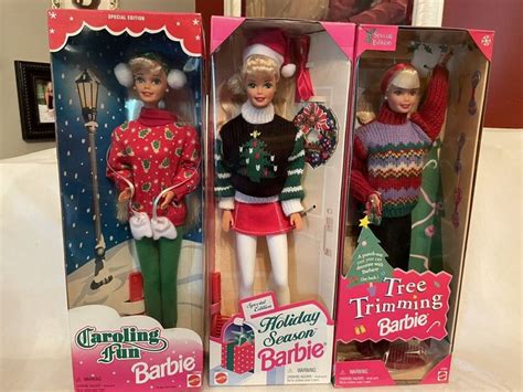Set Of 3 Barbies 1995 1998 Caroling Fun Holiday Season Tree Trimming New Ebay In 2022