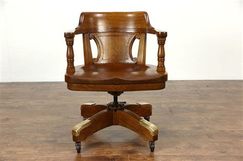 Swivel Oak Antique Adjustable 1915 Desk Chair Milwaukee Courthouse