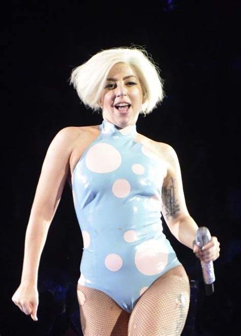 Lady Gaga Performs Live At Artrave The Artpop Ball Tour 2014 Gotceleb