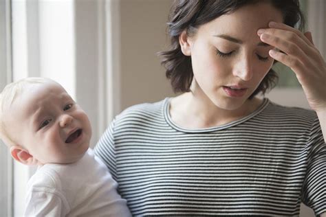 5 ways new moms can protect their mental health flourish