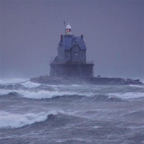 Stormy Seas Surround Race Rock Lighthouse Lighthouse Lighthouses
