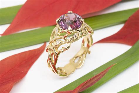Hunt Country Jewelers Garnet In Organic Design 18k Gold Ring