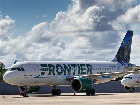 A Belligerent Frontier Passenger Was Arrested After Grabbing An