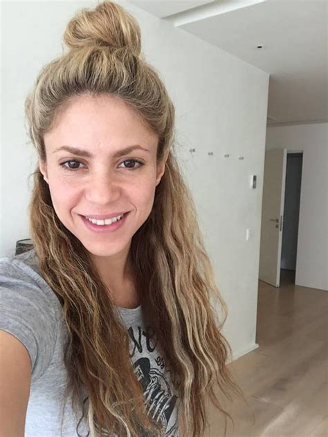 Shakira Sin Maquillaje Y Muy Orgullosa De Su Edad