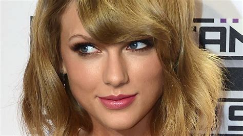 Taylor Swifts Twitter Hacked Hackers Threaten To Release Nude Pics