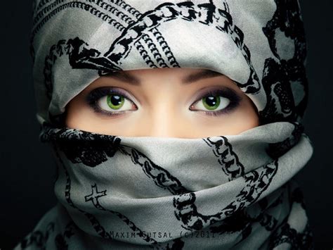 Most Beautiful Arabian Women Eyes Pictures Fashion