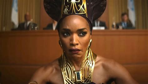 Laurence Fishburne Hopes Angela Basset Wins Oscar For Black Panther