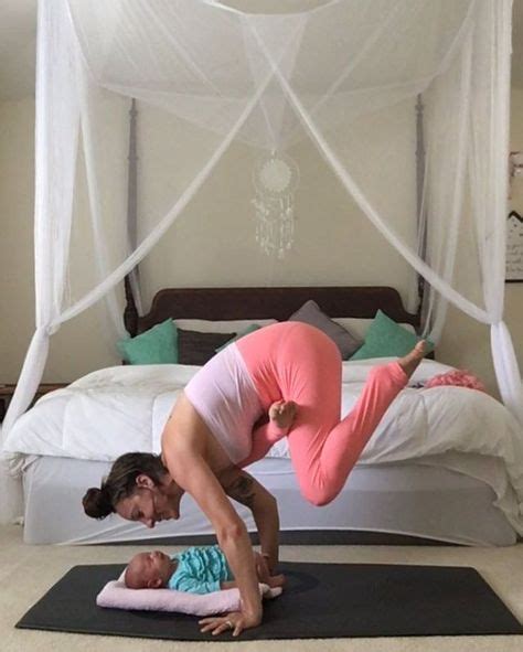 This Incredible Mom Breastfeeds While Doing Yoga And The Poses Are Hard To Believe How To Do