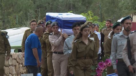 Israeli Soldier Buried In Jerusalem Youtube
