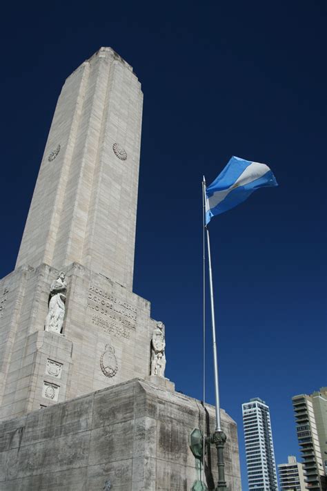 Monumento Histórico Nacional A La Bandera Rosario Buenos Aires