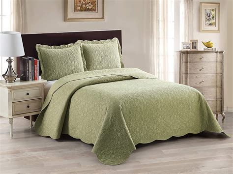 Home And Garden Bedding Solid Green Geo Embossed 3 Pc Quilt Set Coverlet
