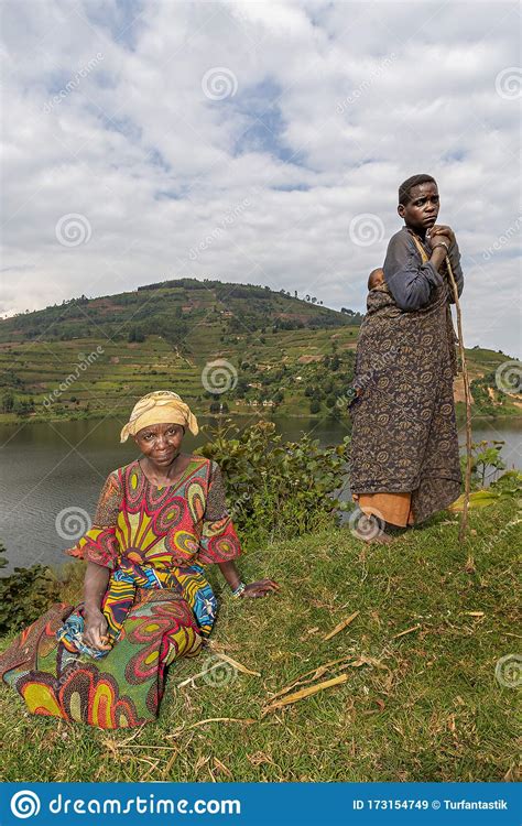 Pygmy Women In Uganda Africa Editorial Stock Image Image Of Africa
