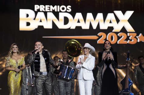 Frente A Más De 8 Mil Personas Entregan Premios Bandamax 2023
