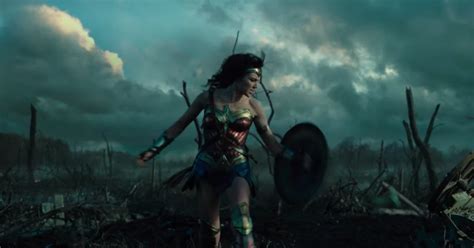 See Wonder Woman Fight Entire Army In First Official Trailer First