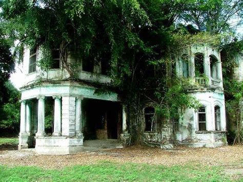 D'qari homestay kuala kubu bharu 1. Abandoned mansion located in Kuala Kubu Bharu, near Rasa ...