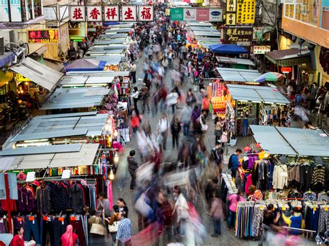 Shop Hong Kong's Fabulous Markets | Travel Insider